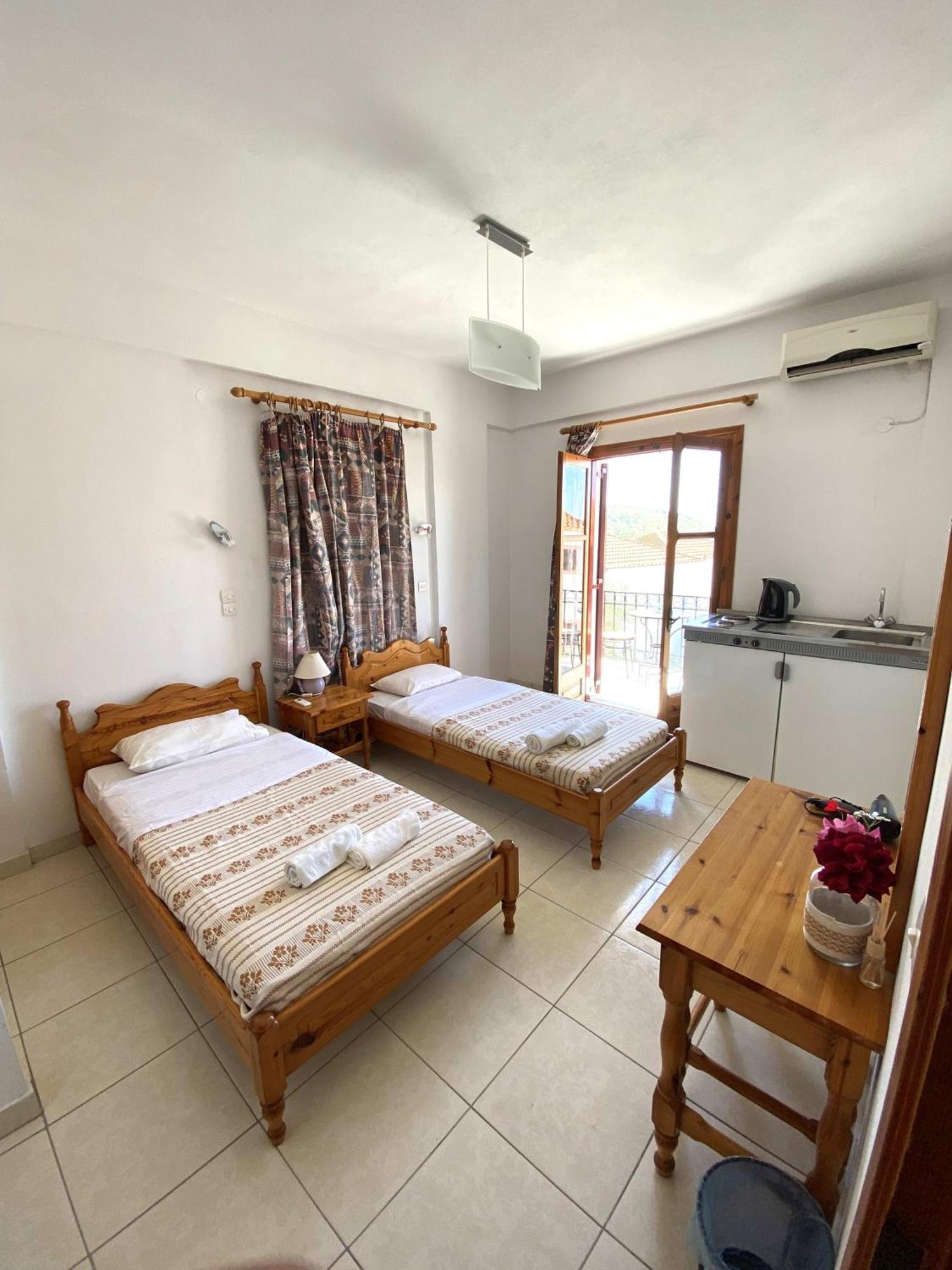 Secret Place In Lesvos 2 阿纳索斯 外观 照片